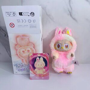 Big into Energy Labubu V3  loyalty